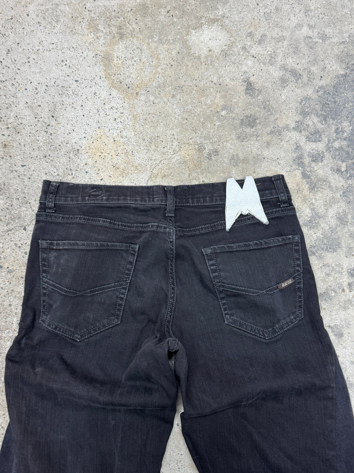Flared Y2K Jeans • One Of One • Taglia M