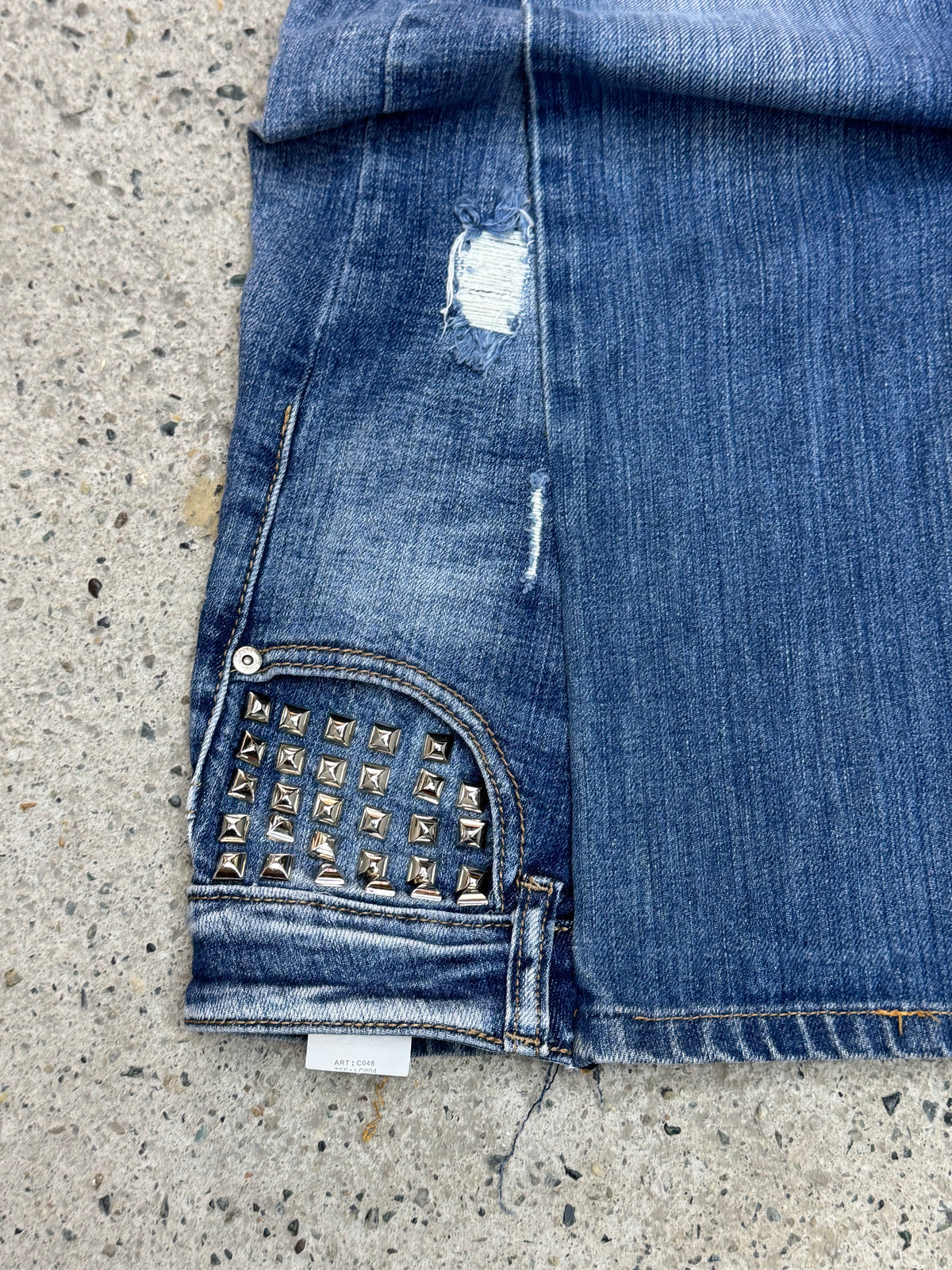 Flared Y2K Jeans • One Of One • Taglia S