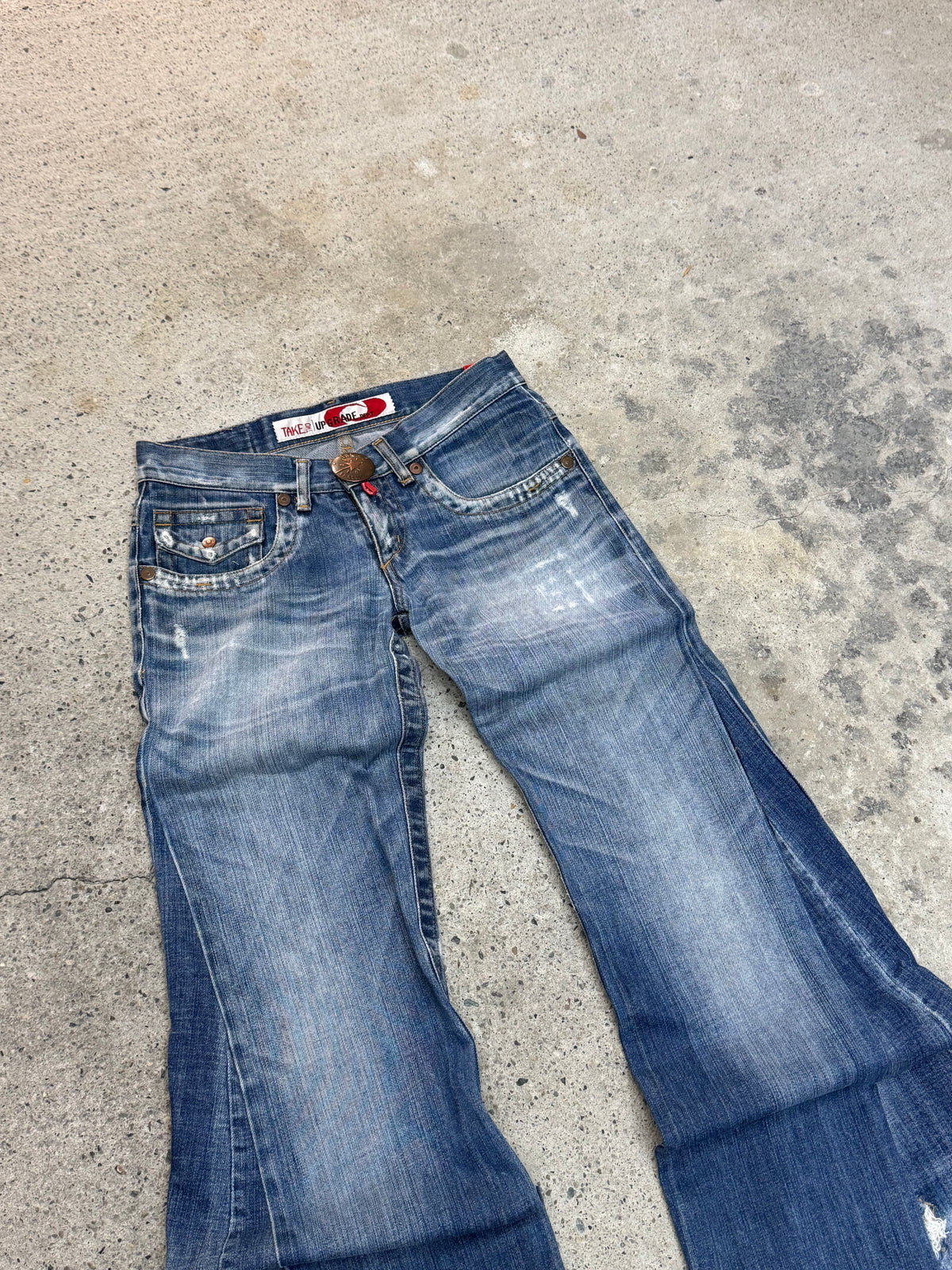 Flared Y2K Jeans • One Of One • Taglia S