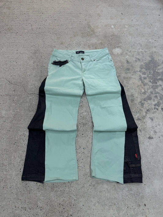 Flared “MENTA” Jeans • One Of One • Taglia L