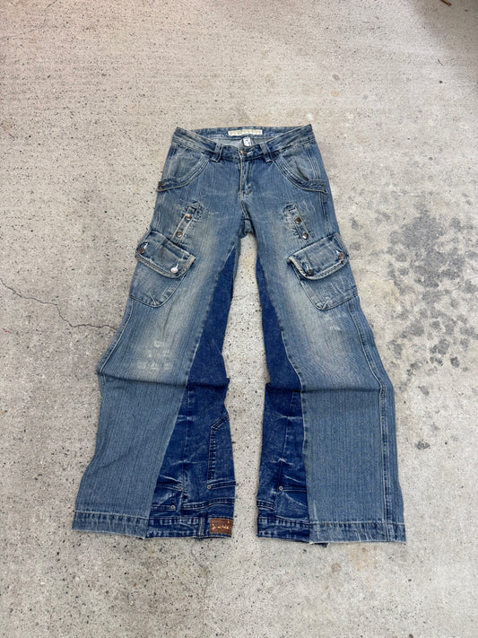 Flared “2000s” Jeans • One Of One • Taglia S