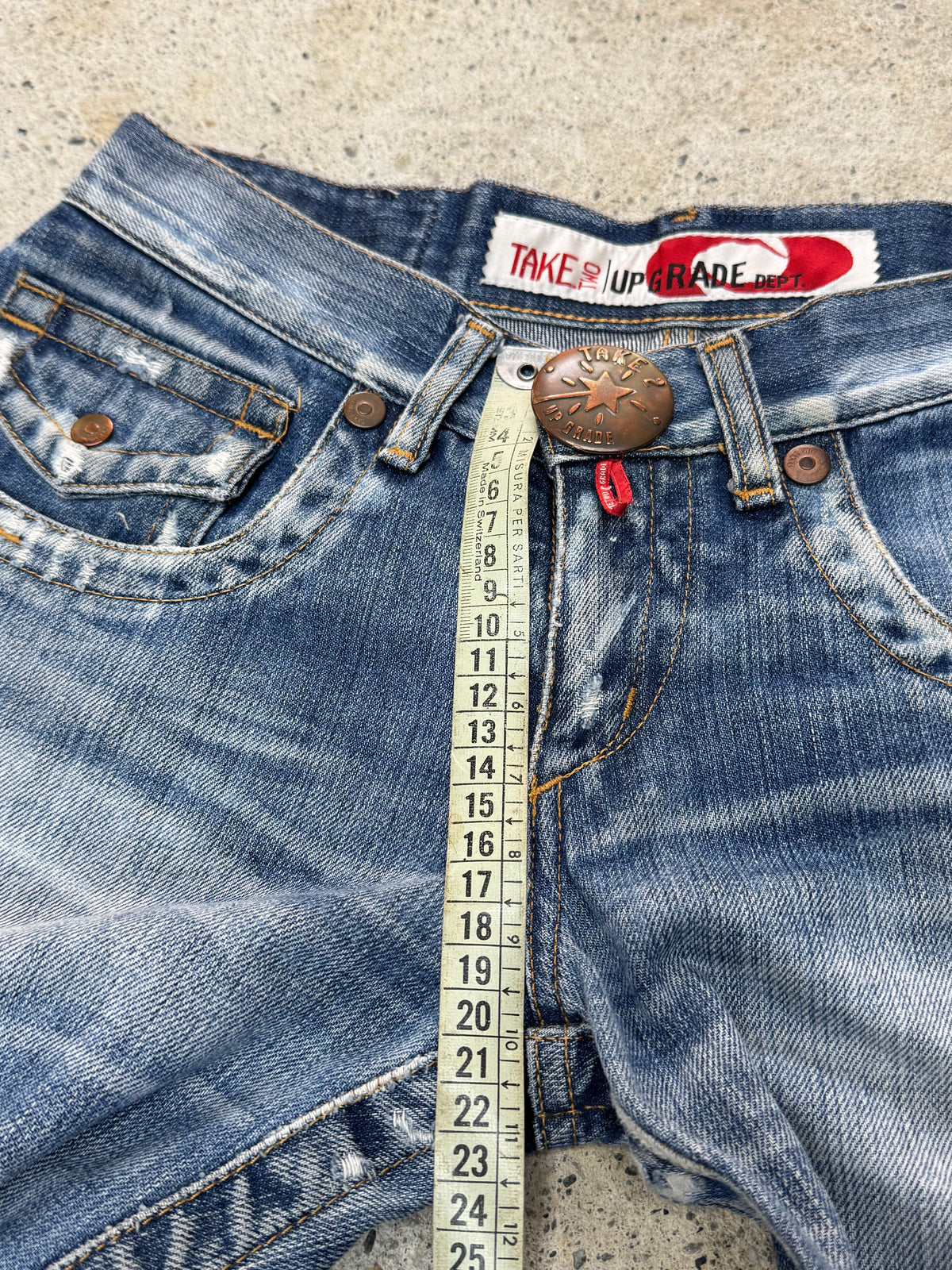 Flared Y2K Jeans • One Of One • Taglia S